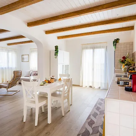 Nuciara Luxury Apartment *