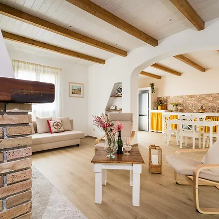 Apartment Nuciara Luxury *